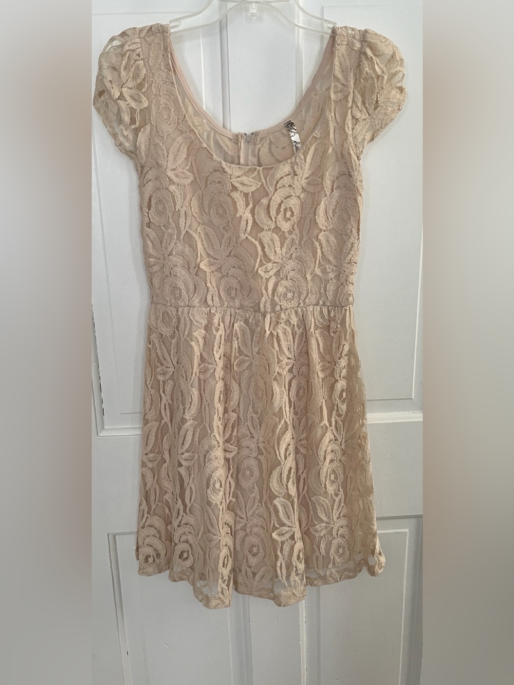 Bella D Lace overlay dress  cream color size Large